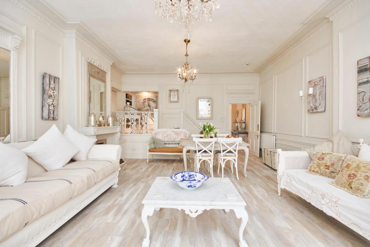 The Stunning French Boudoir Of Harrogate Apartment Exterior photo